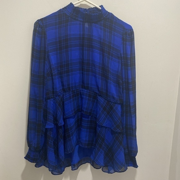 Torrid Crinkle Chiffon Smock Neck Ruffle Tiered Top Size 00 - Picture 2 of 5